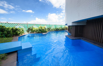 Swimming Pool (2)