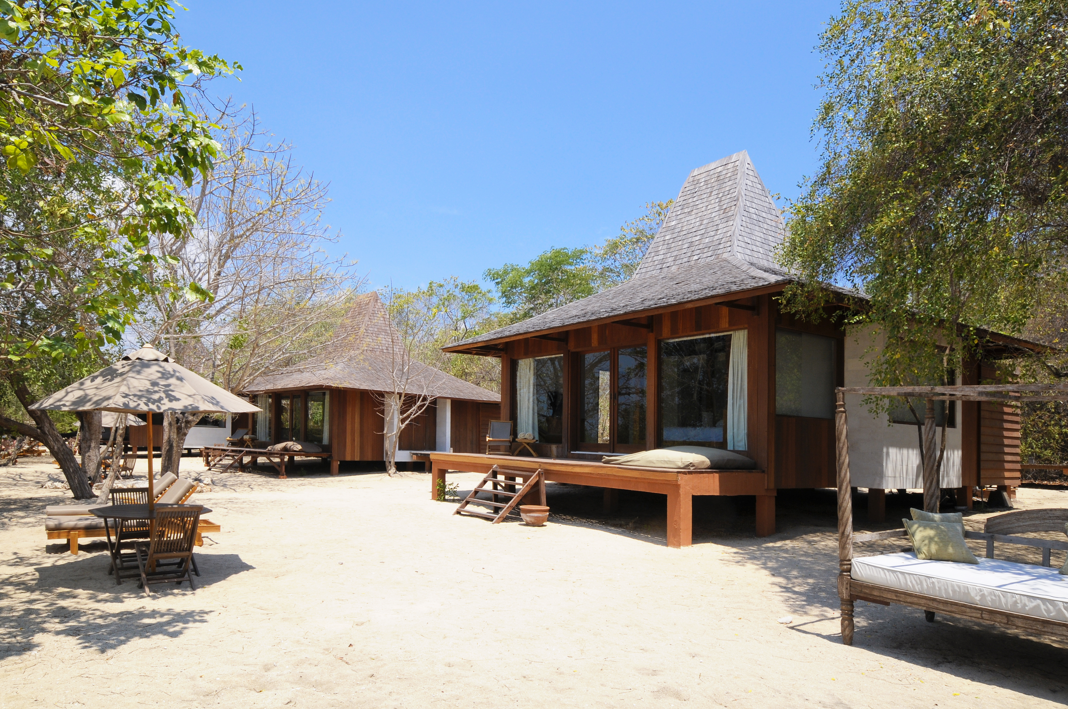 bali - barat national park - the menjagan resort_beach villa