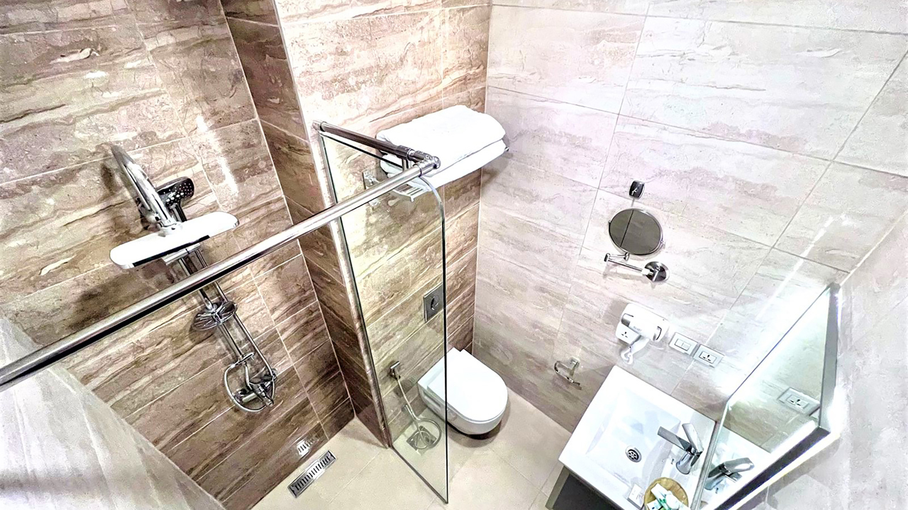 Hotel Petra Icon Bad 01