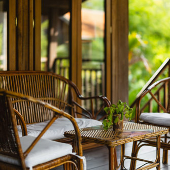 Farm House Smiling Gecko Premium Khmer Bungalow Terrasse