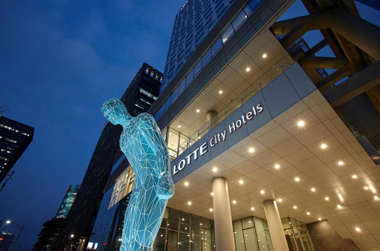 Lotte City Hotel Myeongdong Indgang