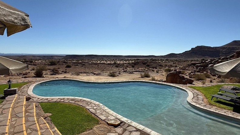 Canyon Lodge Pool