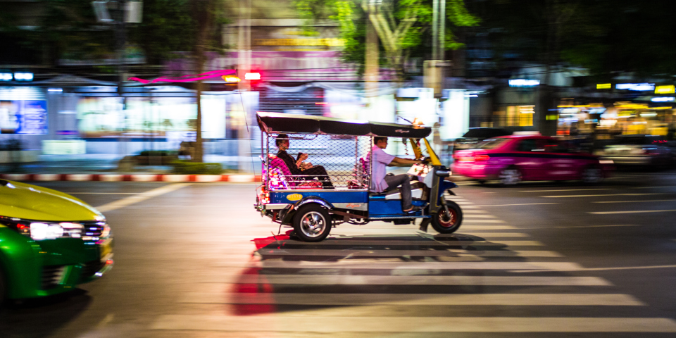 Tuk Tuk I Bangkok Om Aftenen