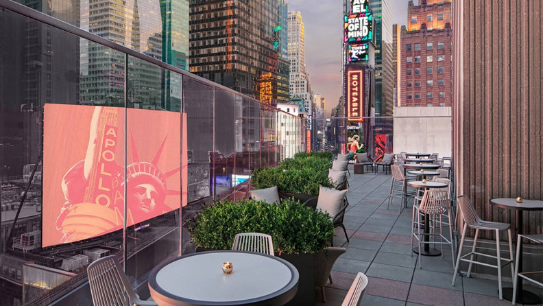 usa - nyc_marriott_marquis_restaurant_broadway_lounge_terrasse_02