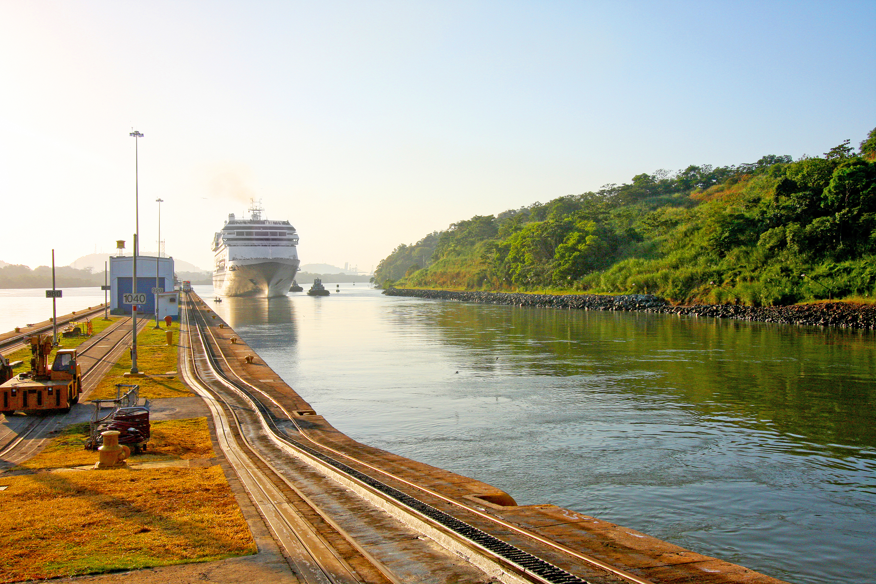 celebrity infitnity_panama kanalen_skib udvendigt_05