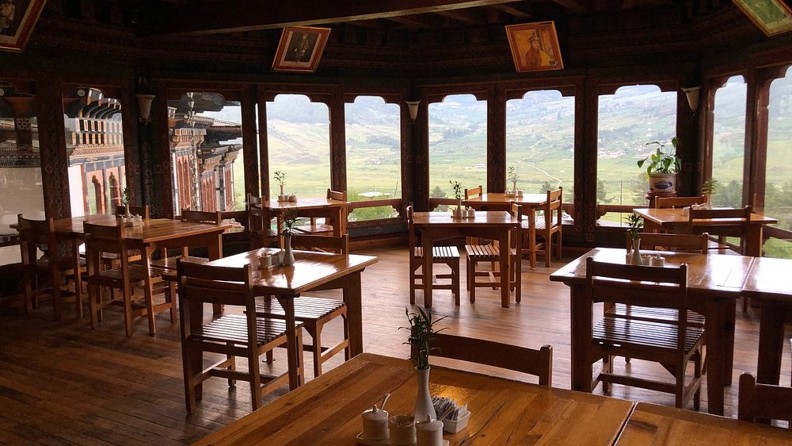 Dewachen Hotel And Spa Restaurant