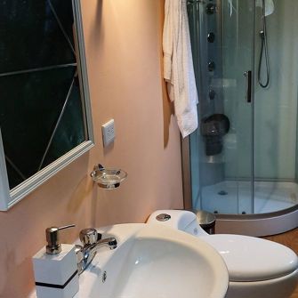 Peru Salkantay Dome Camp Bath 01