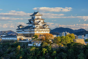 ...til borgen i Himeji