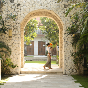 bali - sanur - sudamala resort_garden area