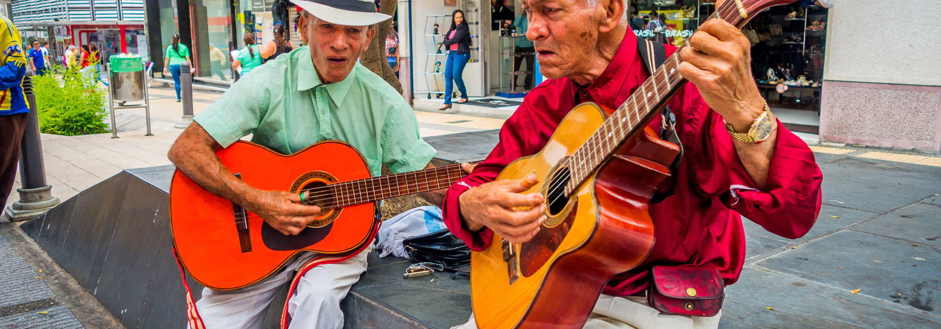 colombia - colombia_armenia_befolkning_musik_01