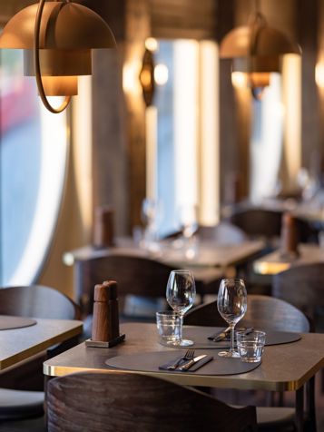 Ms Trollfjord Brasserie Arran