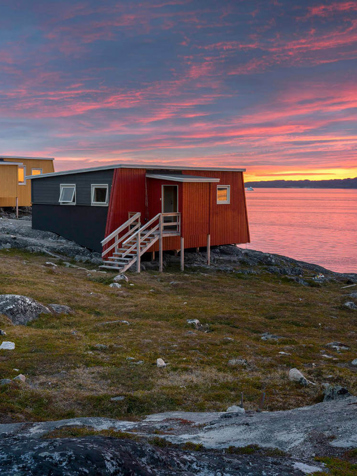 Inuk_hostels_hytter_udsigt_havet_03