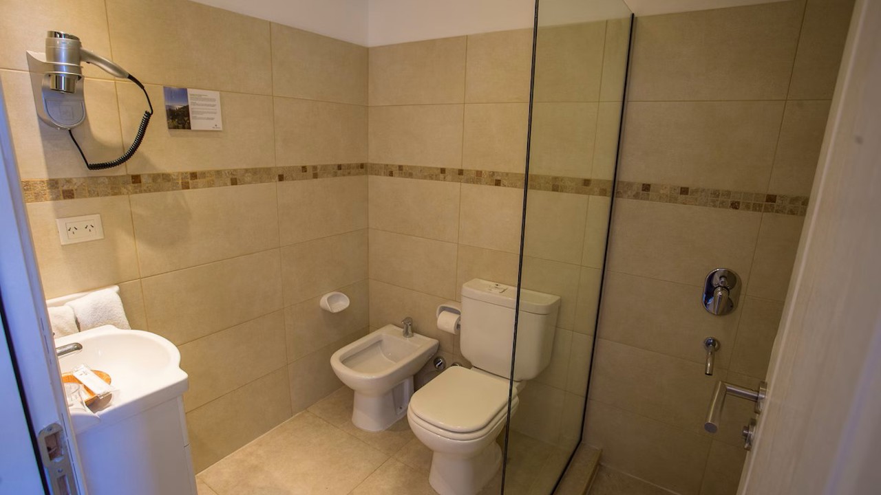 Badeværelse Huinid Pioneros Hotel & Aparts