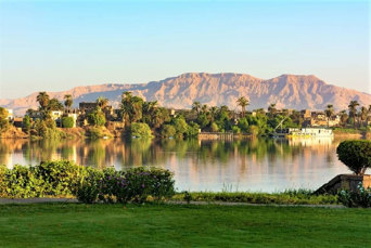 I bor på Jolie Ville Resort & Spa