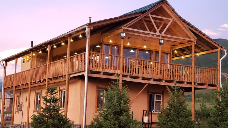 Kemin Guest House 08