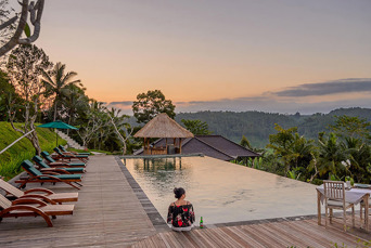 ... men i det blege morgenlys bliver den decideret magisk