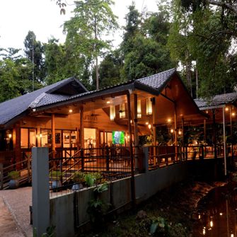 Utan Rainforest Lodge Flodcruise Main Building