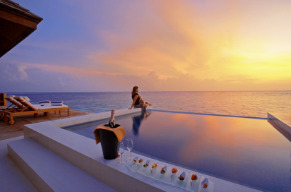 lily beach resort and spa_dame