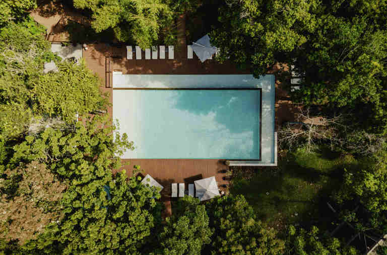 8431 Ho 00 P 2048X1536