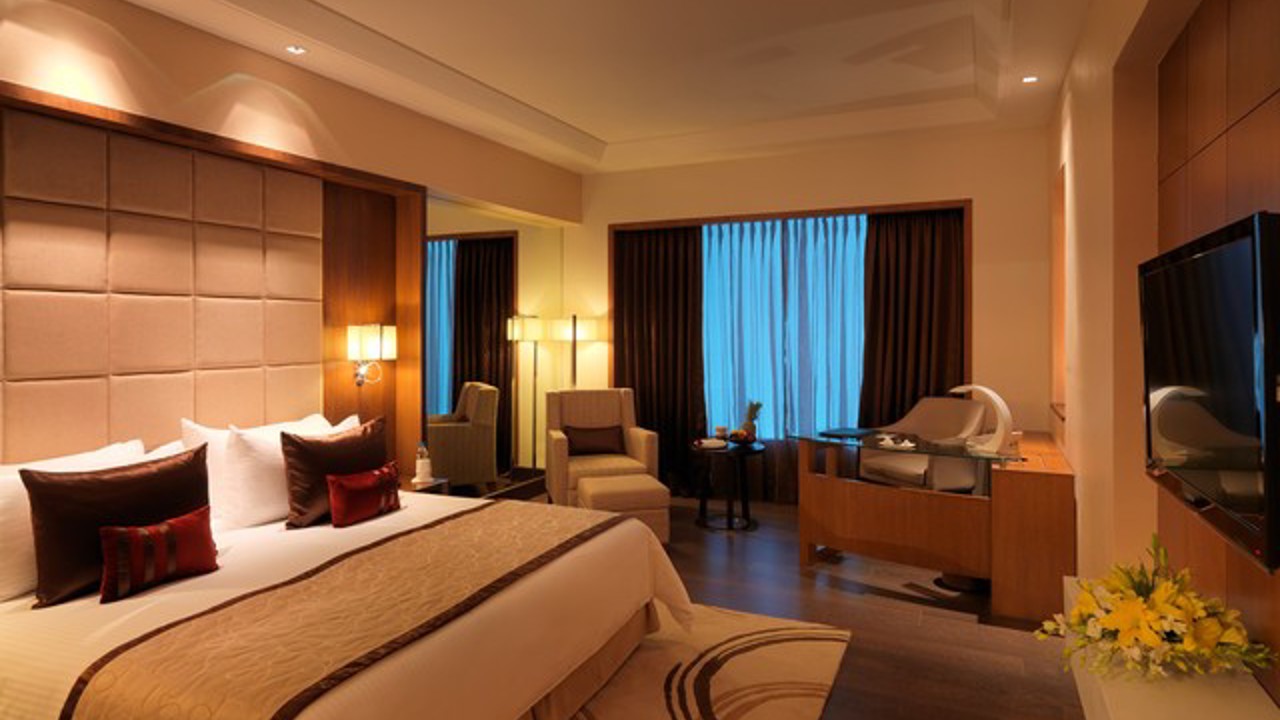 indien - agra - radisson blu hotel_business_room