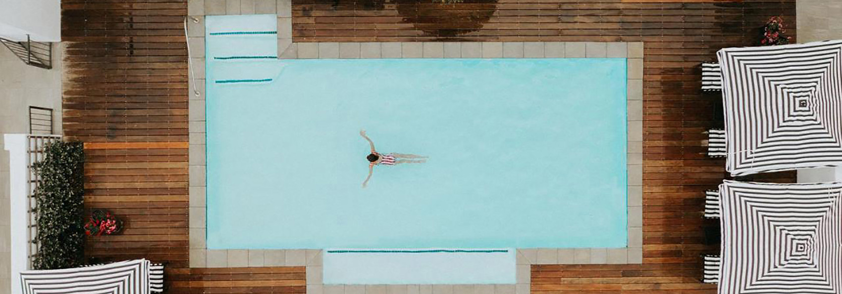 Winchester Boutique Hotel Pool03