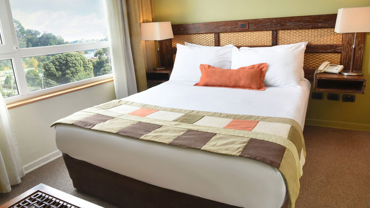 Hotel Solace Room 01