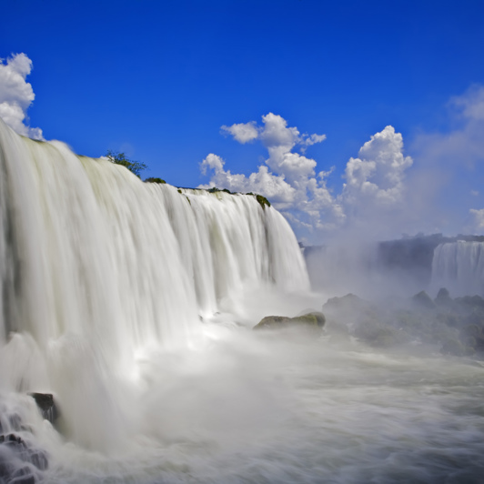 Iguassu Falls 01