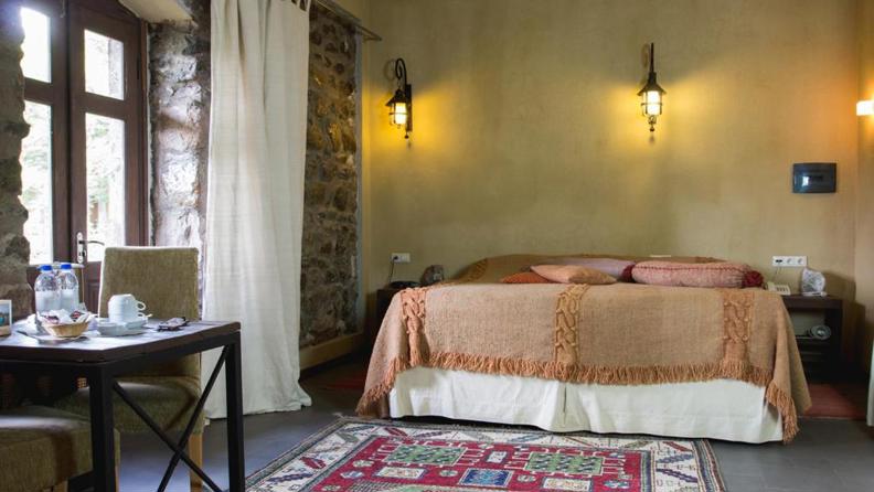 Tufenkian Old Dilijan Complex Bedroom