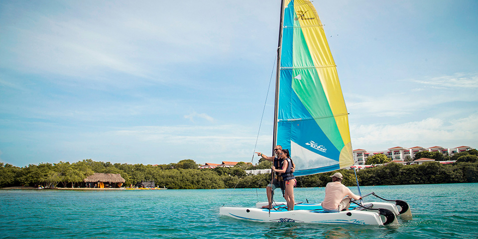 colombia - royal decamaron_baru_katamaran_01