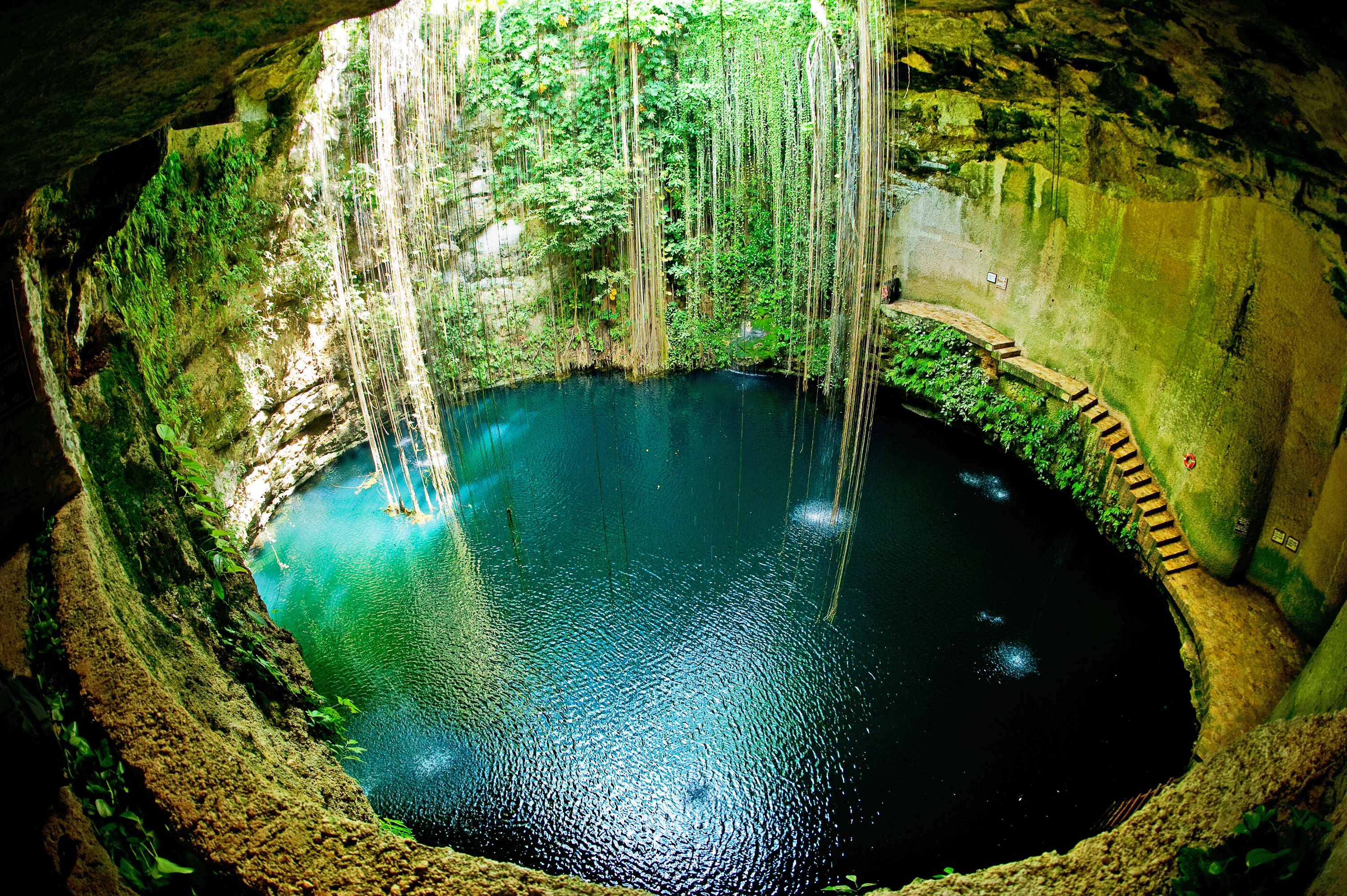mexico - chichen_itza_cenote_02
