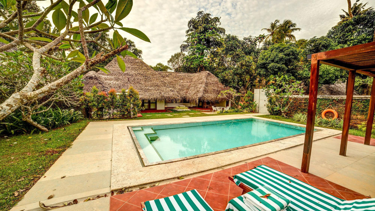 Marari Beach Resort Alleppey Villa Deluxe 01