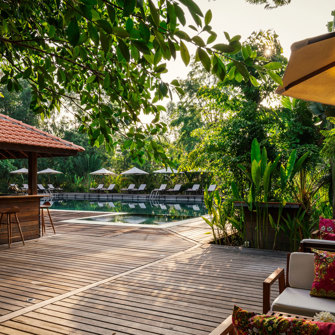 Farm House Smiling Gecko Pool 01