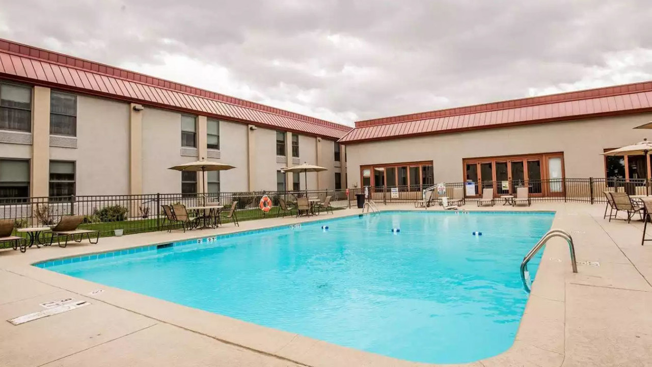 usa - comfort inn at buffalo bill village resort_cody_03