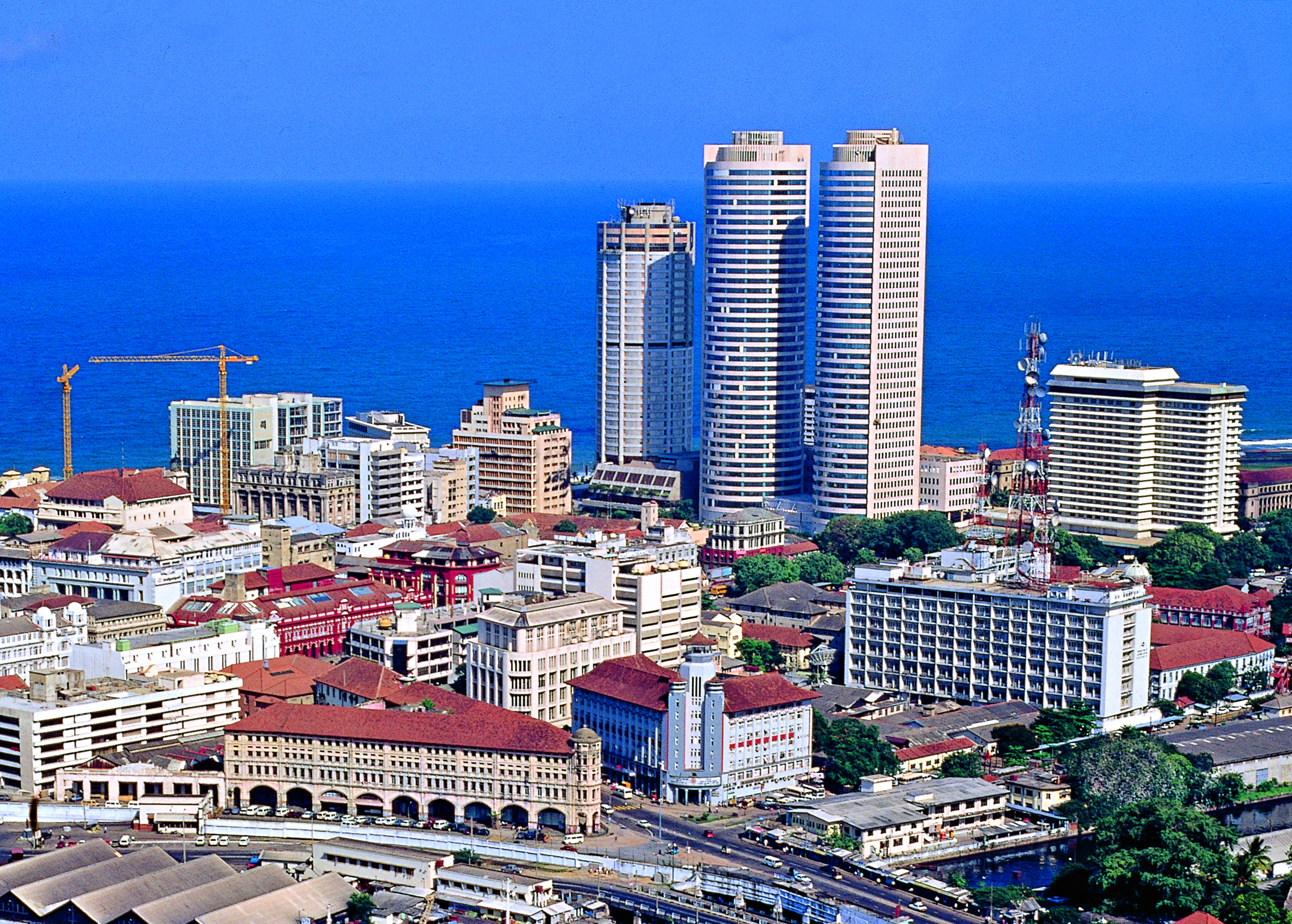 Colombo Skyline 02