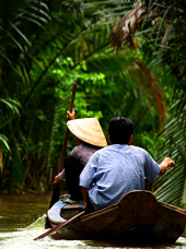 Vietnam - mekong floden_befolkning_baad_01