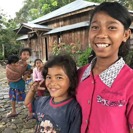 bali - flores_landsby_befolkning_05