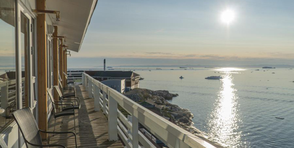 Hotel_hvide_falk_ terrasse_med_udsigt_01