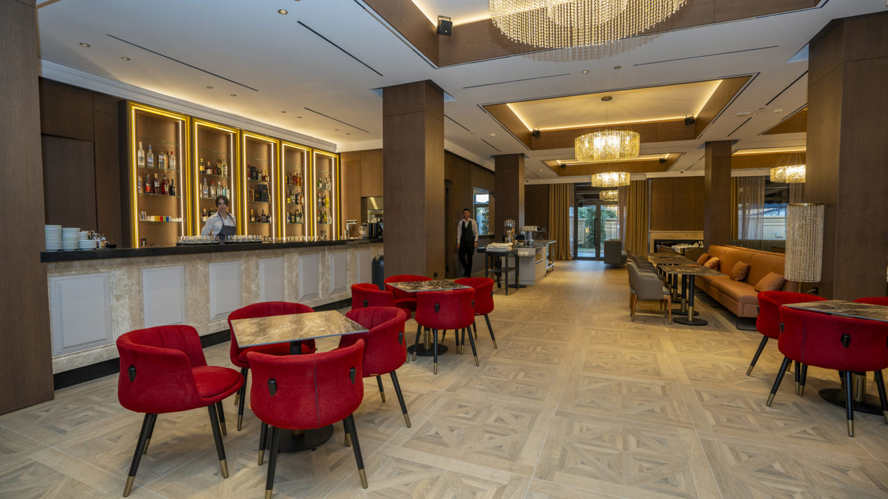 Bar Restaurant Hotel Mozart Shkoder 11 Scaled