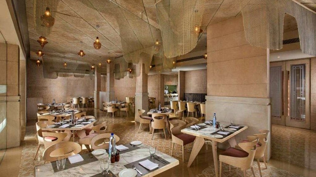 Sarovar Premiere Jaipur Restaurant