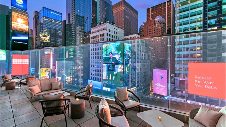 usa - nyc_marriott_marquis_restaurant_broadway_lounge_terrasse_01
