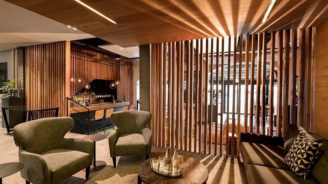 Victoria & Alfred Hotel Lobby 01