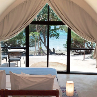 Zanziblue Wawes Oceanfront view 03