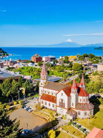 ... før rejsen går videre til idylliske Puerto Varas i Chiles 'Lake District'.