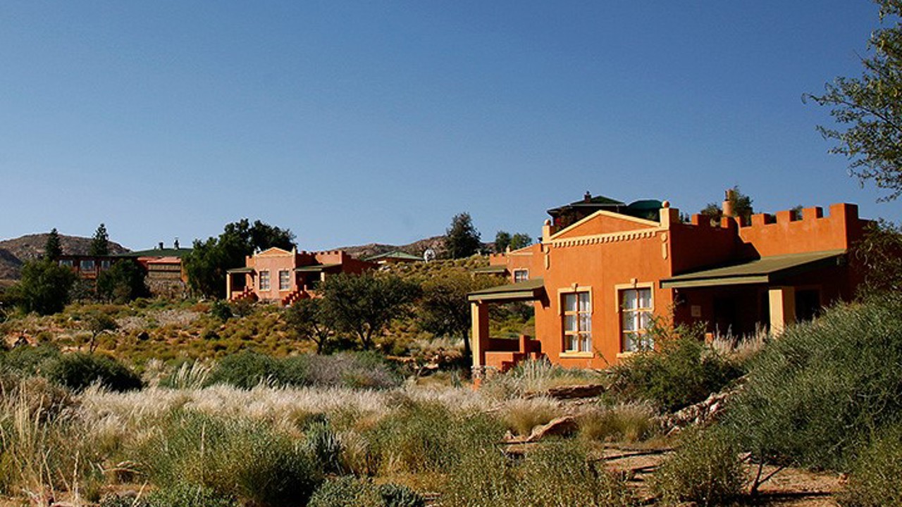 Klein Aus Vista Desert Horse Inn 02
