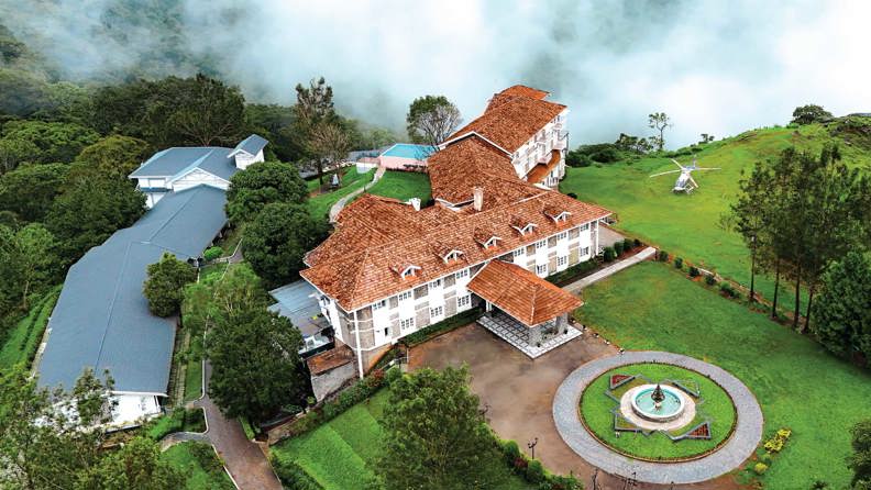 Le Montfort Resort Oppefra