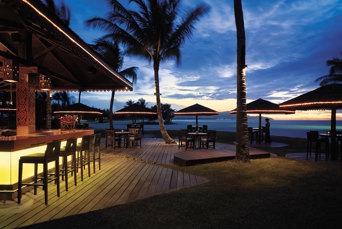kota kinabalu - shangri la rasa ria_bar_02