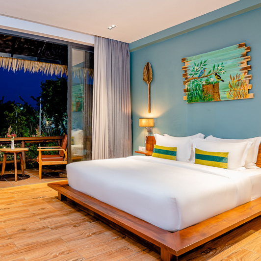 River Tree Village Resort Deluxe Pool View Room 02