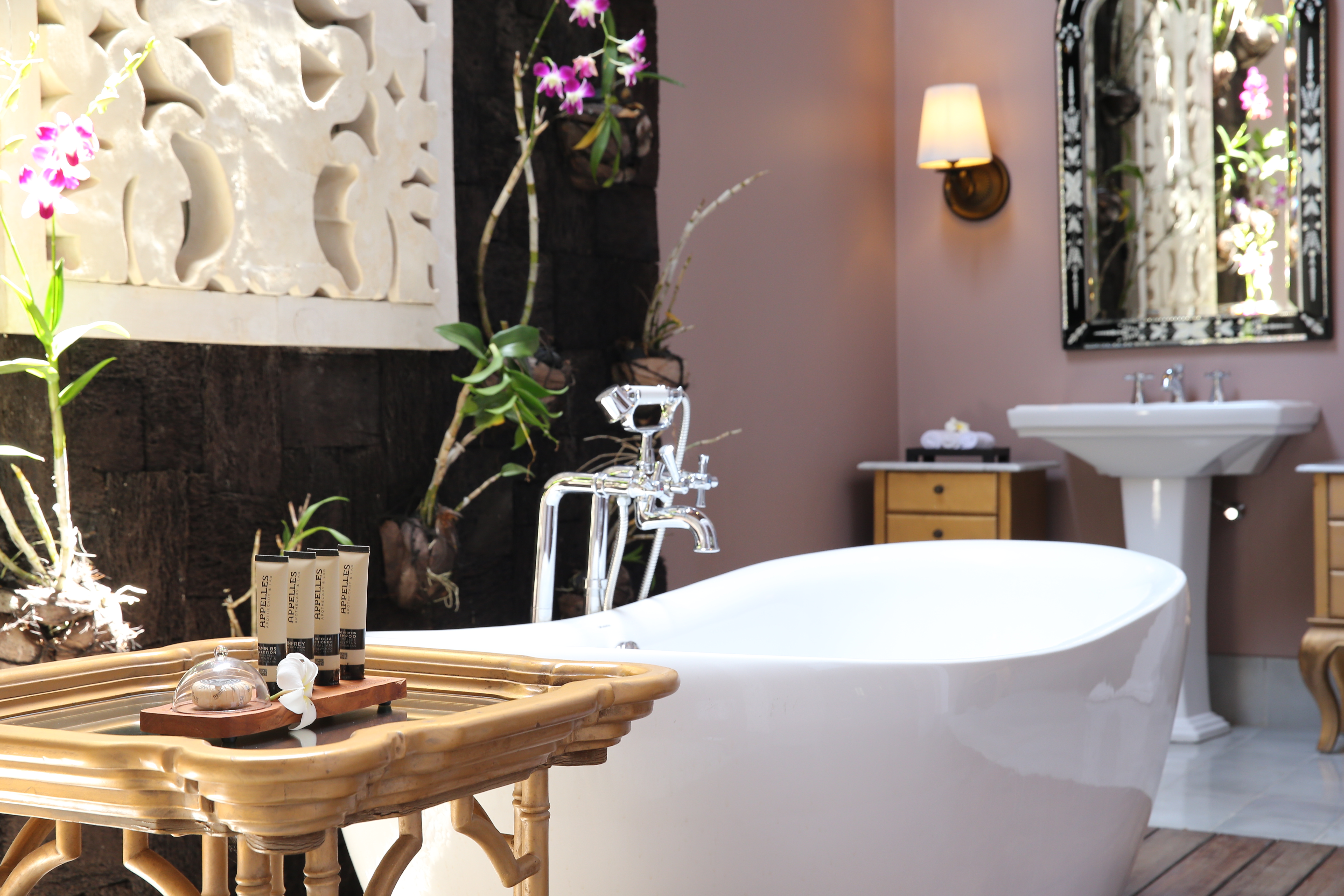 bali - sanur - sudamala resort_one bedroom villa bathroom