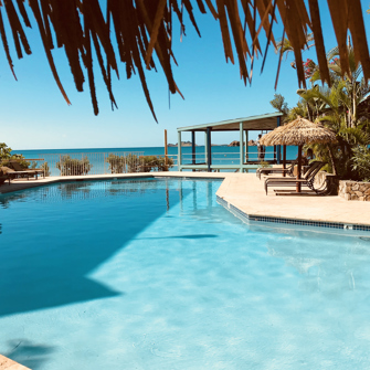 dansk vestindien - st. thomas - emerald beach_resort_pool_04