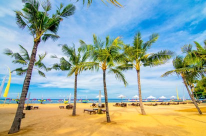 bali - sanur_strand_baad_07